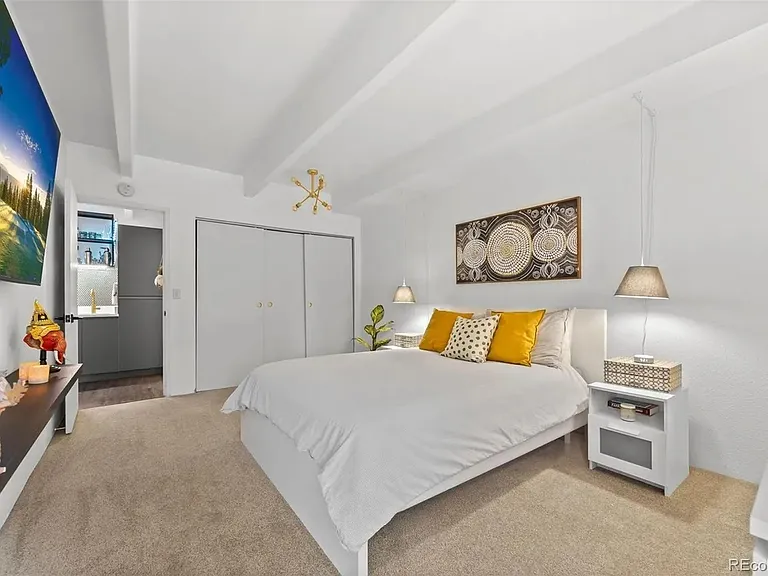 Main bedroom