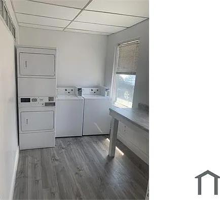 322 Main St #1G — Photo 5