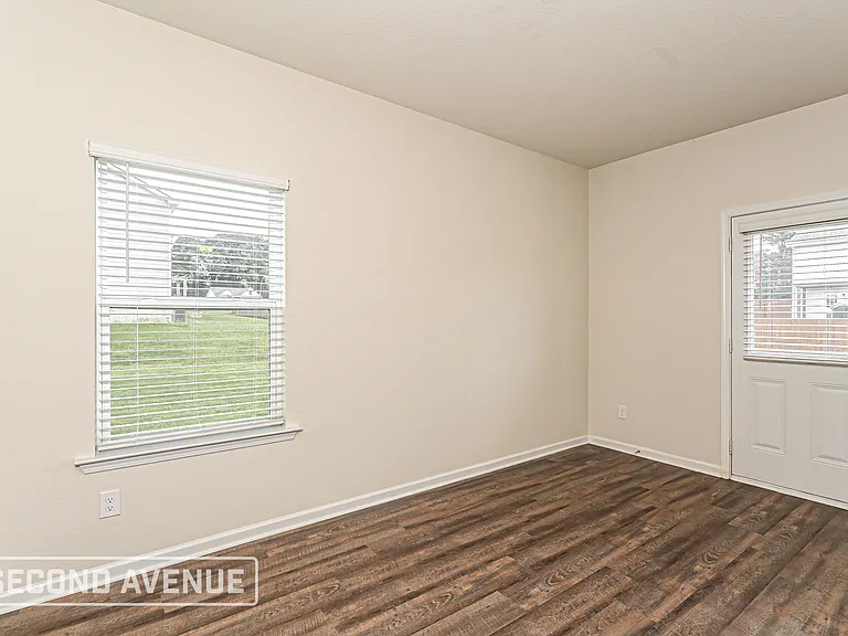 714 Woody Dr — Photo 8