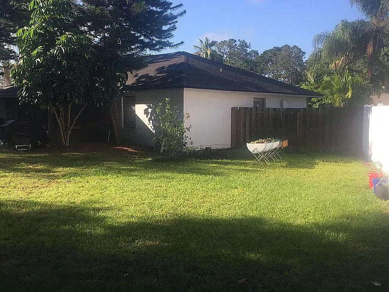 9211 Palm Tree Dr — Photo 9