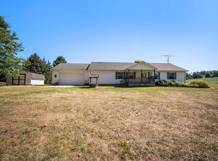 1679 Munith Rd, Jackson, MI 49201