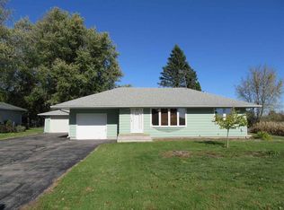 4505 Palmerstone Rd, Rockford, IL 61102