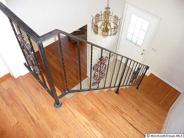 2nd image of 29 Sandburg Drive