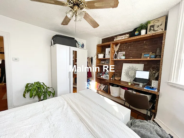 748 E 4th St #B — Photo 7