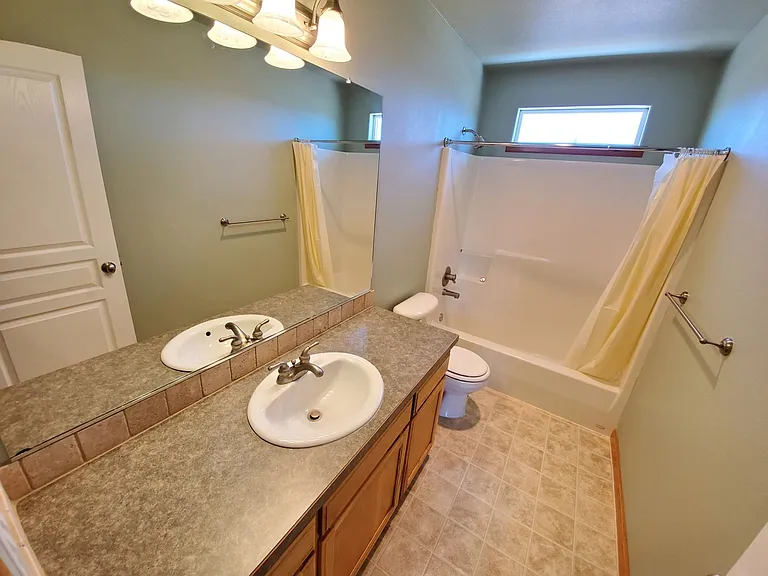 3800 Ryunkin St SE — Photo 11
