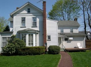 304 Quakertown Rd, Pittstown, NJ 08867