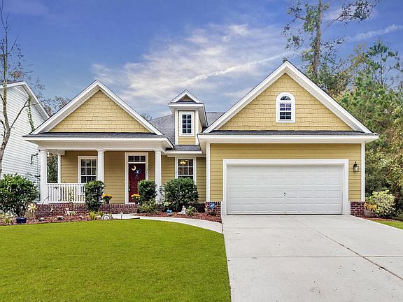 2nd image of 261 Carolinian Dr
