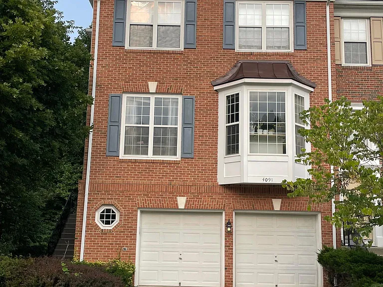 4091 Oak Village Ldg — Photo 1