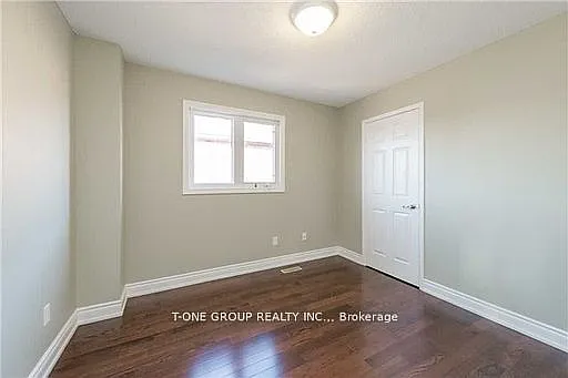 79 Marydale Ave — Photo 9