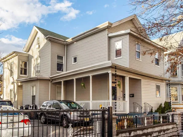 700-702 E 24th St, Paterson, NJ 07504