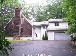 963 Rubber Ave, Naugatuck, CT 06770