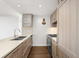 5515 Boundary Rd #1507, Vancouver, BC V5R0E3