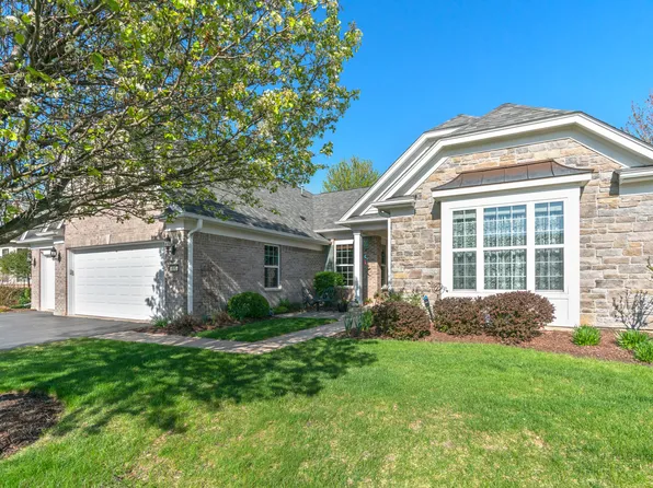 601 Cardinal Cove Ct, Elgin, IL 60124