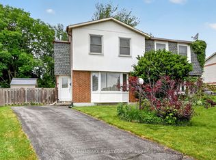 38 Amherst Cres, Ottawa, ON K2J 1V9