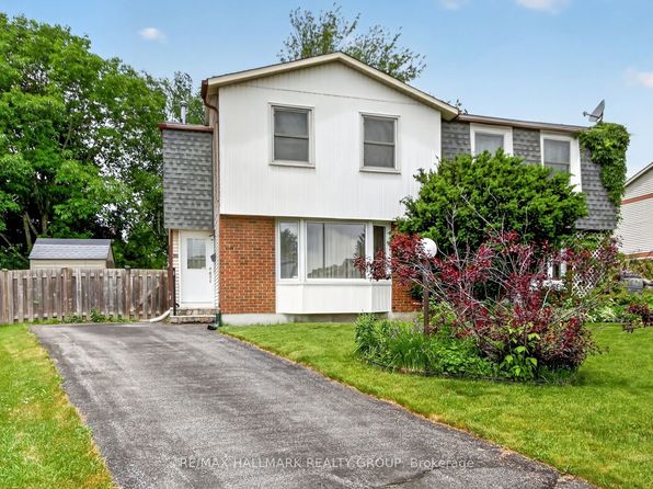 38 Amherst Cres, Ottawa, ON K2J 1V9