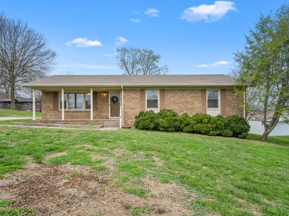 210 Lee Ave, Woodbury, TN 37190