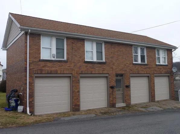 1700 6th St, New Brighton, PA 15066