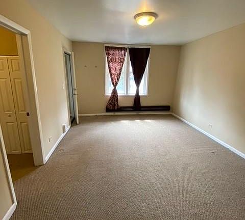 4th image of 1704 W Augusta Blvd #1