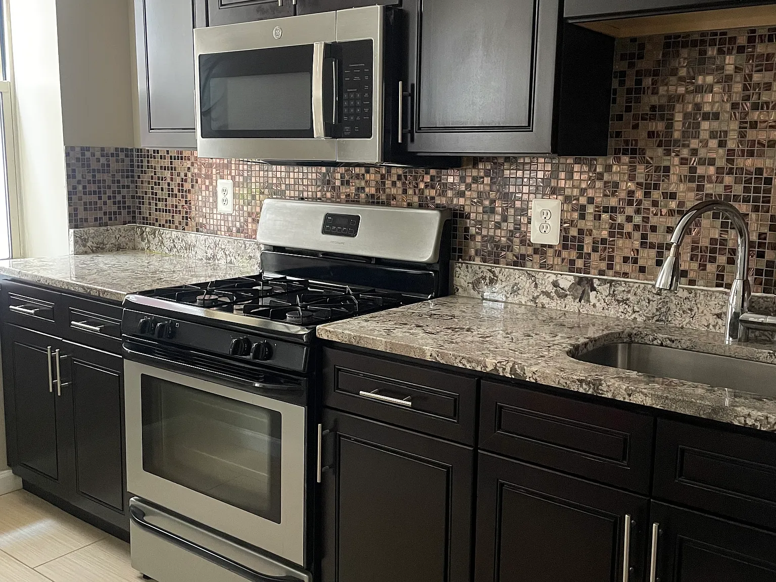 1 bed, $1,200 — Photo 3