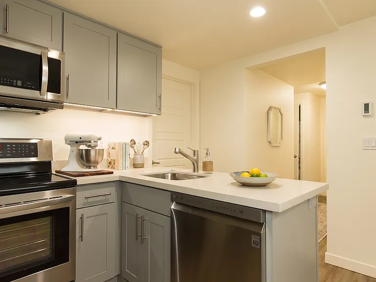 2237 Apartments - Located in the Heart of Ballard — Photo 12