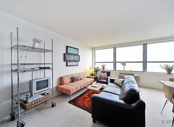 3rd image of 5532 S South Shore Dr Unit 15E