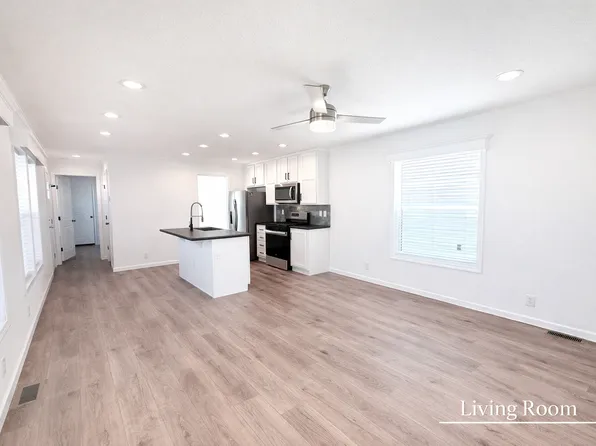 22339 S Cedar Dr #122A, Channahon, IL 60410