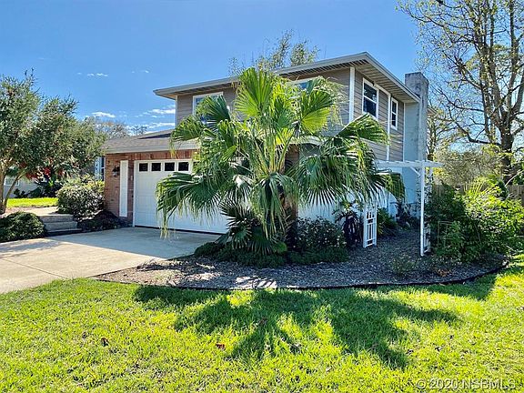 3rd image of 19 Woodlake Dr