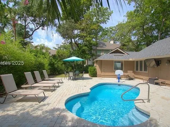 15 N Sea Pines Dr, Hilton Head Island, SC 29928