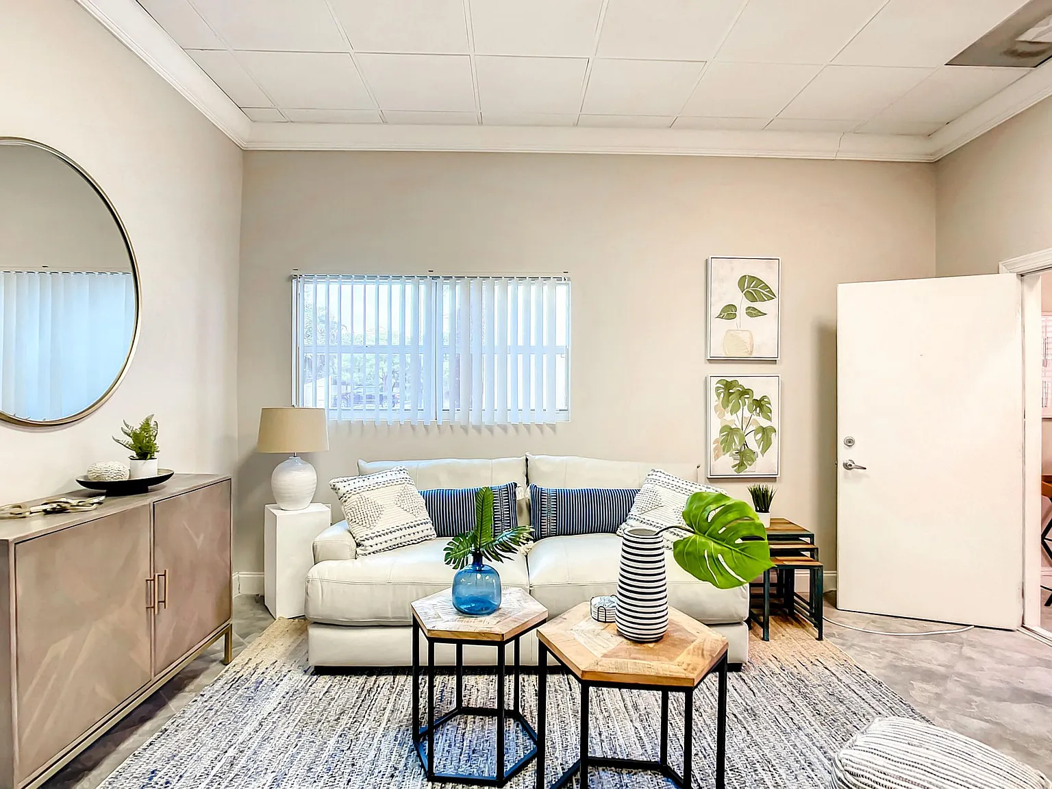 2 bed, 1000 sqft, $2,500 — Photo 1