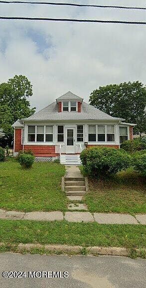 1st image of 365 Laurel Avenue