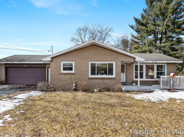 9211 Alpine Ave NW, Sparta, MI 49345