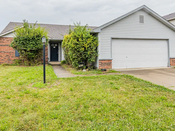 7612 Hidden Valley Ln, Indianapolis, IN 46239