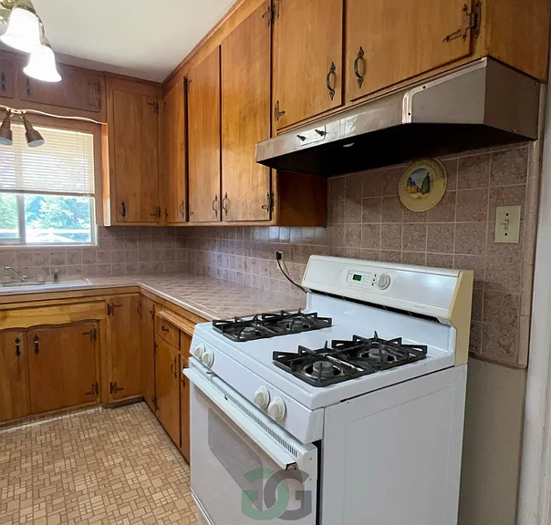 17400 E State Highway 120 — Photo 13