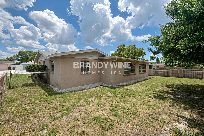 7317 Oak Crest Dr — Photo 19