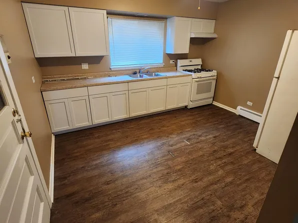 2219 St Charles Rd APT 2S, Bellwood, IL 60104