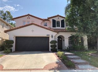 28020 Liana Ln, Valencia, CA 91354