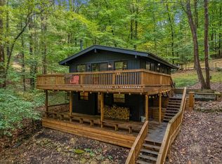 141 Hide A Way Hills Ln, Sugar Grove, OH 43155
