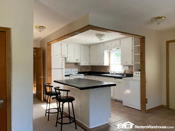 154 Liberty Rd Unit 1, River Falls, WI 54022