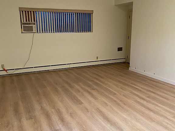 5th image of 607 Quincy Ave