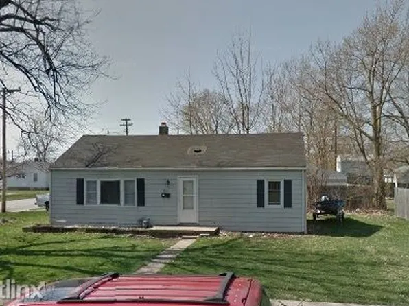 1405 N Gulick Ave, Decatur, IL 62526