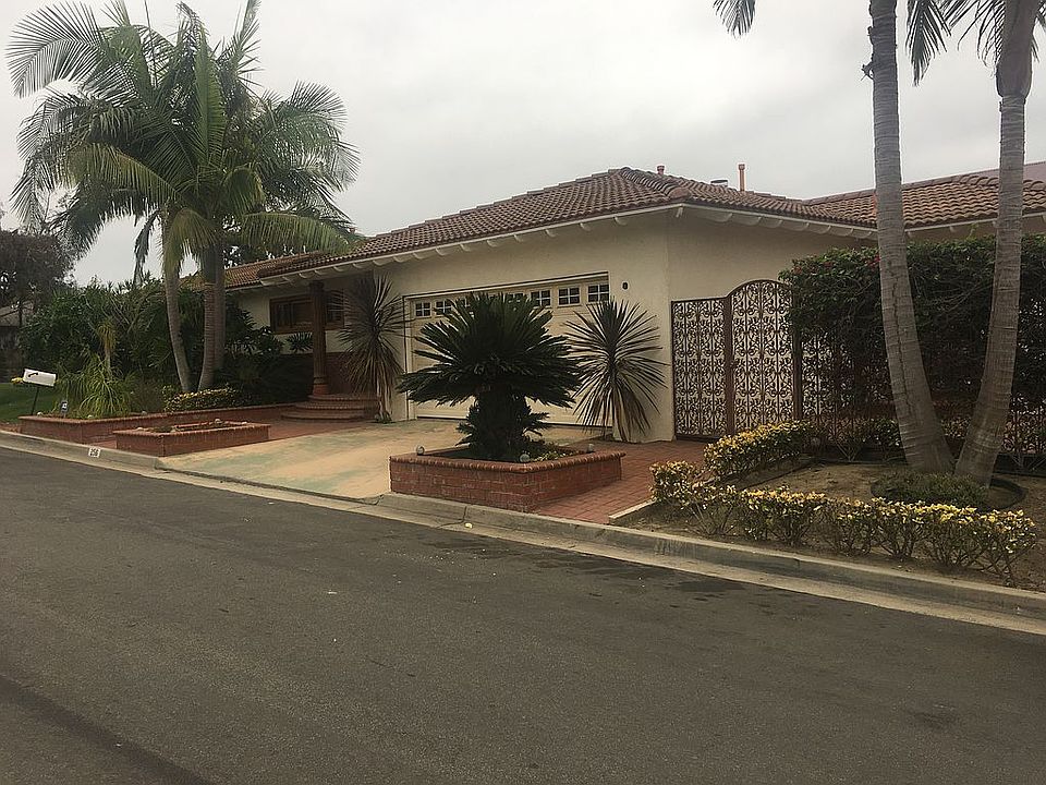 2nd image of 256 Ocean View Ave
