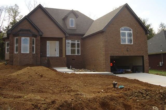 1st image of 3824 Henricks Hill Dr