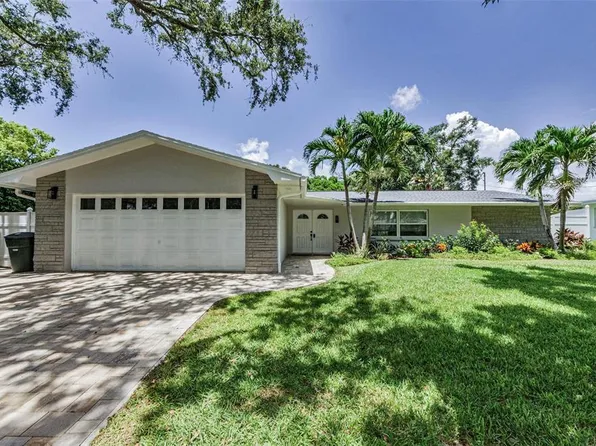 1180 Nelson St, Dunedin, FL 34698