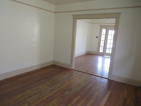 5th image of 2606-08 Franklin Ave