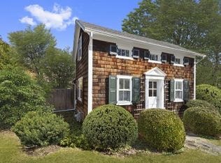 52 Floyd St, East Hampton, NY 11937