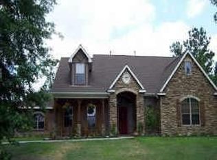 15594 Crown Oaks Dr, Montgomery, TX 77316