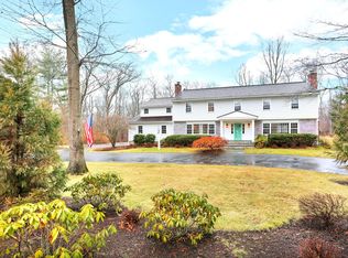 43 Bartling Dr, New Canaan, CT 06840