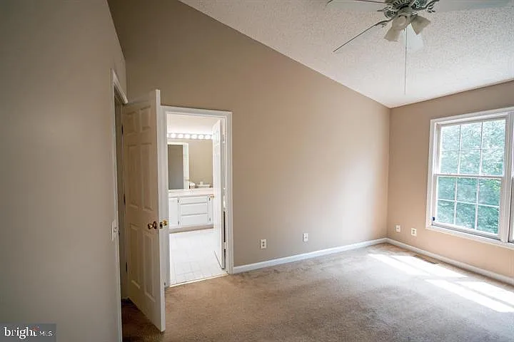 20978 Tobacco Sq — Photo 31