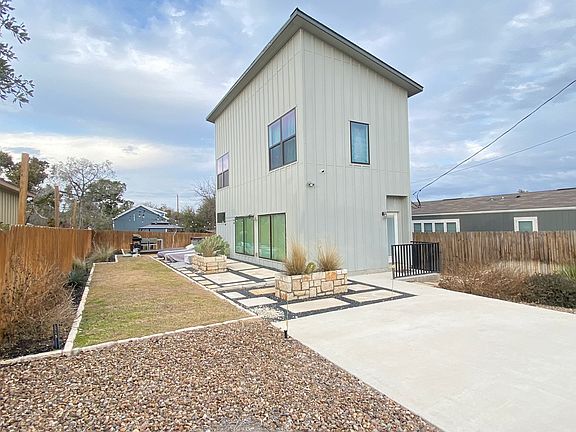 2nd image of 1929 Rhinestone