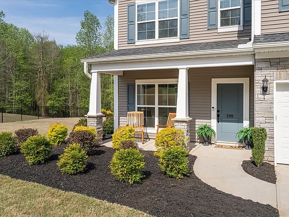 4th image of 298 Avendell Dr